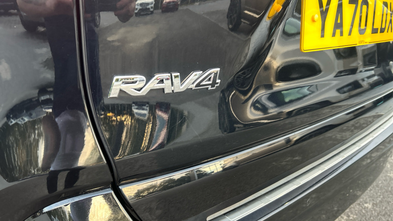 Toyota RAV4 2.5 VVT-i Hybrid Black Edition 5dr CVT Hybrid Estate